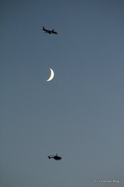 avion-luna-helicoptero