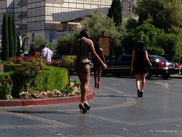 LAS-chicas-las-vegas