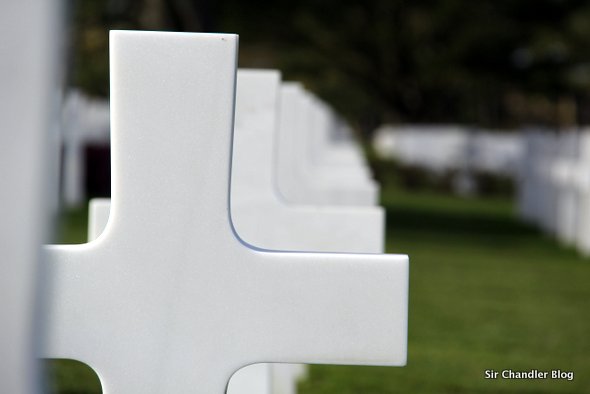 cementerio-normandia-cruz