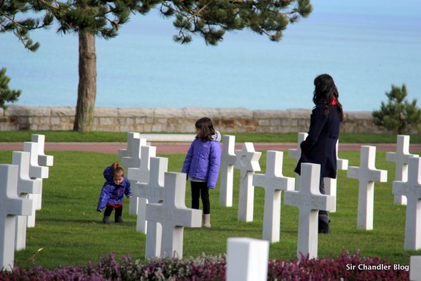 cementerio-normandia-familia
