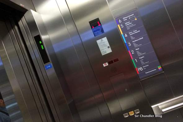 costanera-mall-ascens-botonera