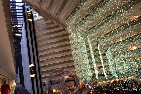 hyatt-regency-san-francisco-lobby