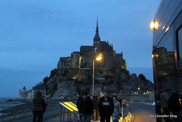 mont-saint-michel-noche