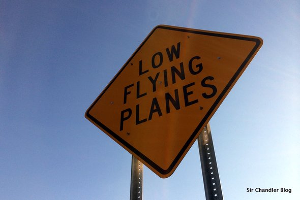 cartel-avgeek-low-flying-planes