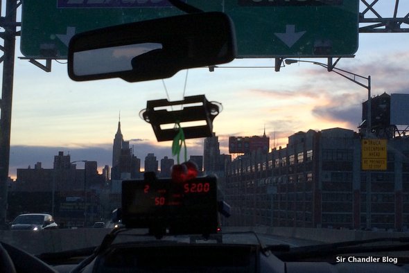 skyline-new-york-taxi