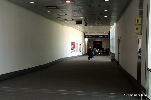 cordoba-aeropuerto-pasillo