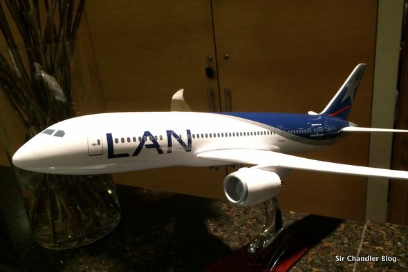 787-maqueta