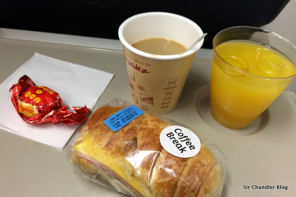 lan-medialuna-merienda