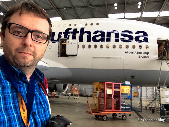 airbus-380-lufthansa-selfie-chandler