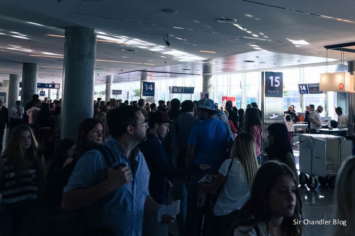 gente-embarcando-ezeiza