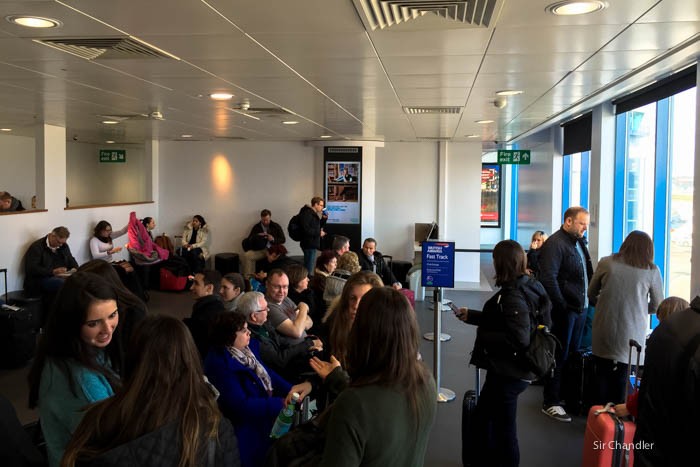 londres-fila-aeropuerto-LCY