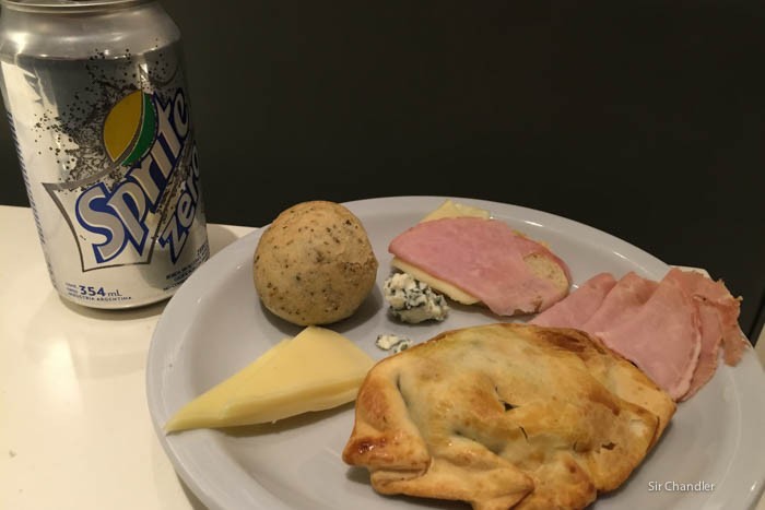 7-american-vip-empanada