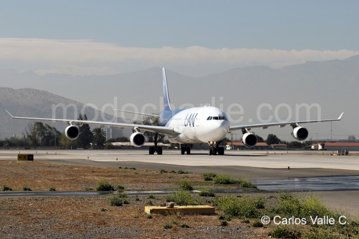 SCEL_LAN_A340_CC-CQF_Arco_de_Agua_0009-MC