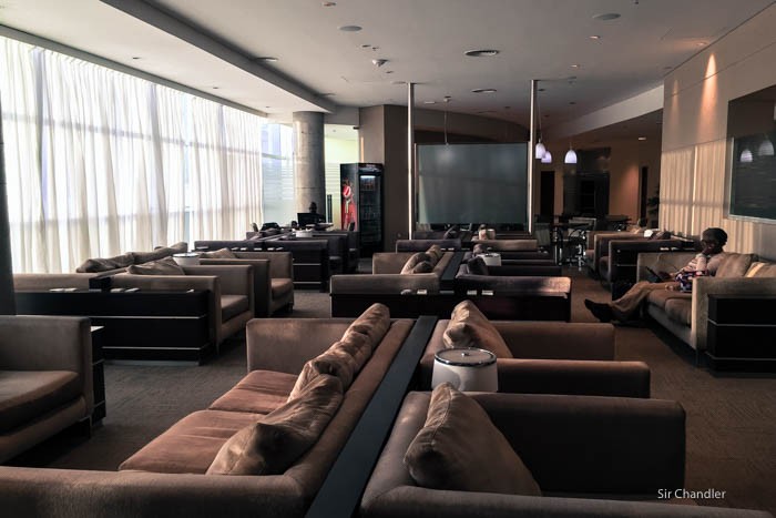 3-vip-aerolineas-condor