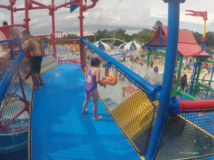 13-water-park-legoland