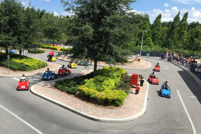6-legoland-juego-autos