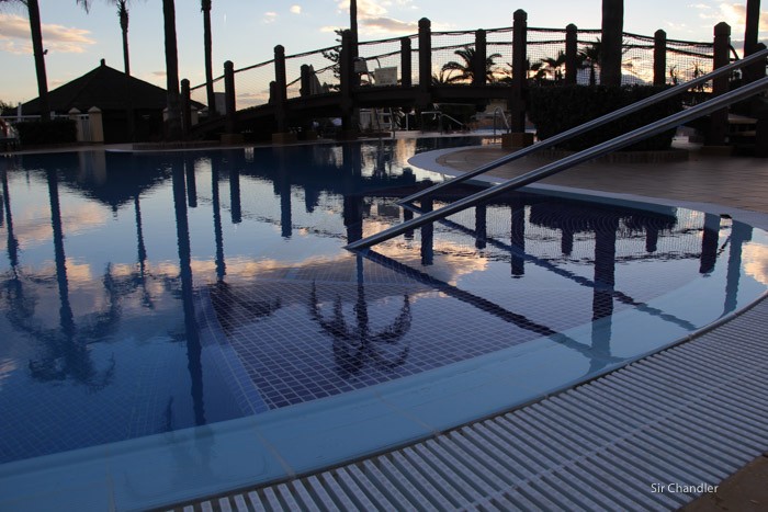 6-pileta-marriot-marbella