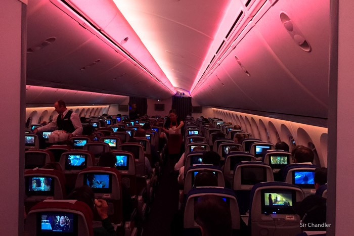 7-cabina-787-lan-colores