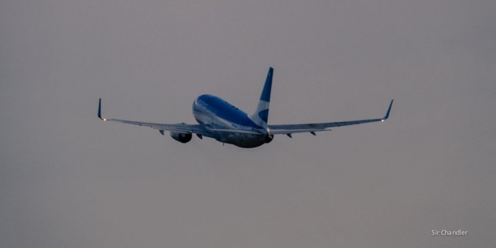 D-737-aerolineas-despegando