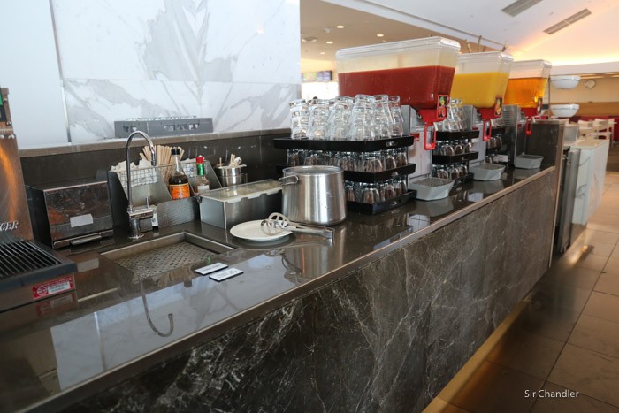 qantas-lounge-sydney-2149