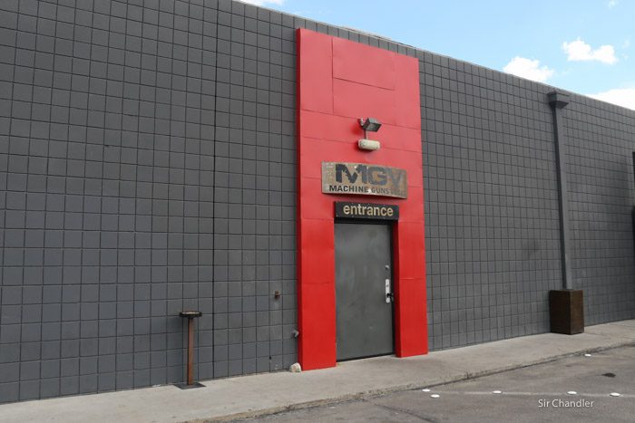 1-machine-guns-vegas-3055