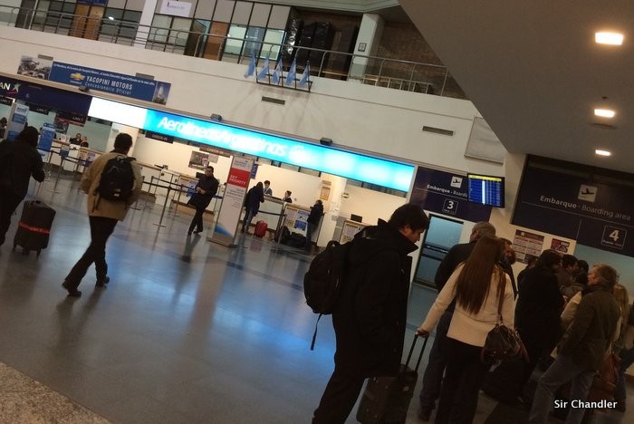 lobby-mendoza-aeropuerto