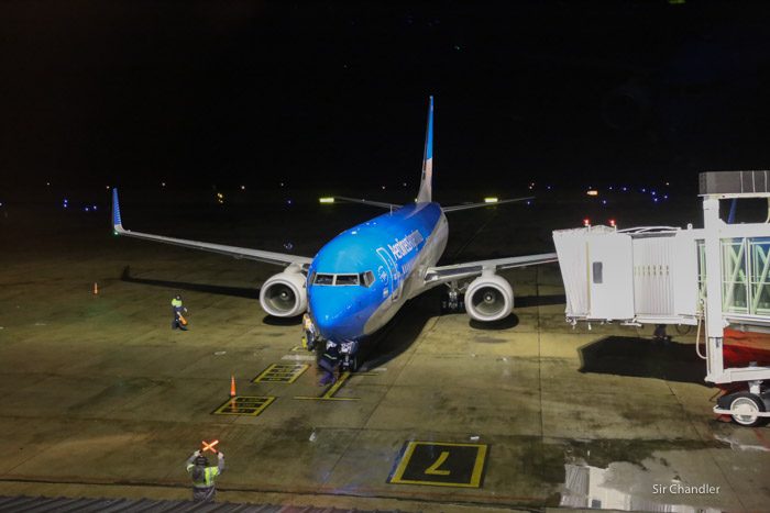 2-737-aerolineas-noche