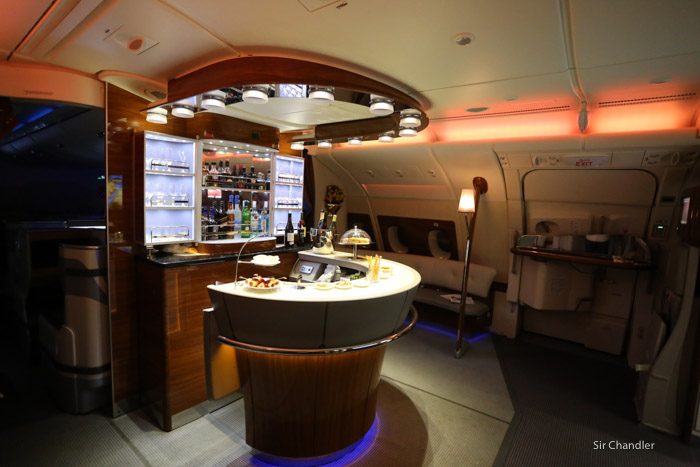 emirates-airbus-380-9487