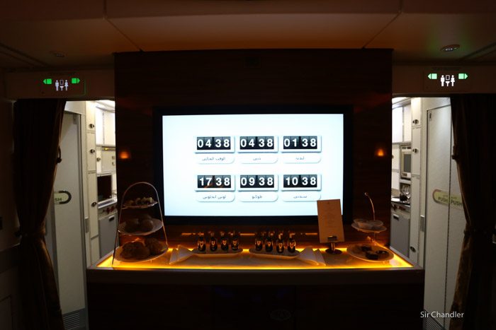 emirates-airbus-380-9493