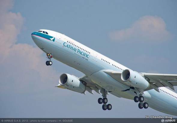 airbus-330-cathay-despegue