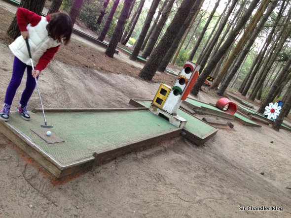 mini-golf