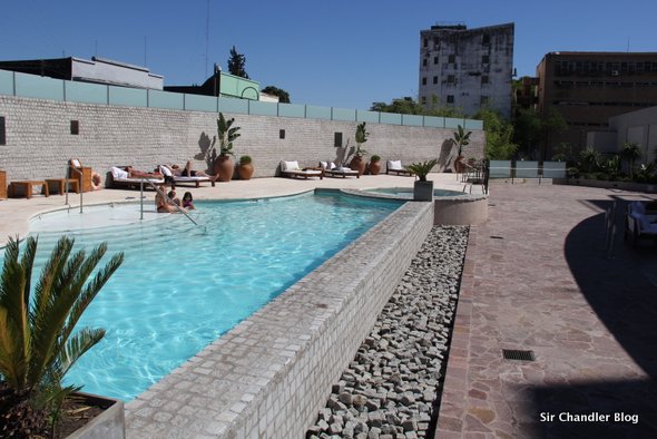 pileta-hilton