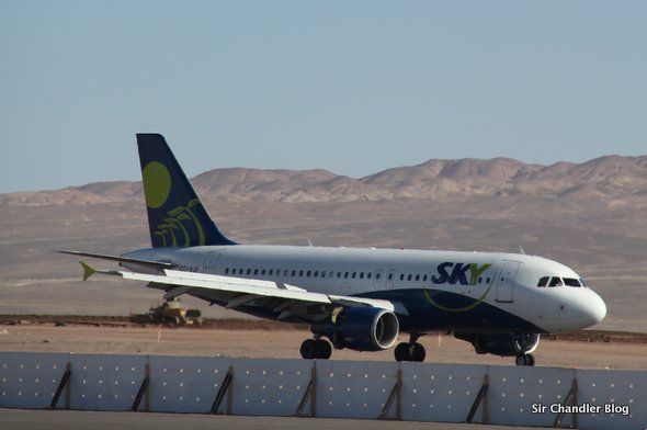 airbus-319-sky-chile