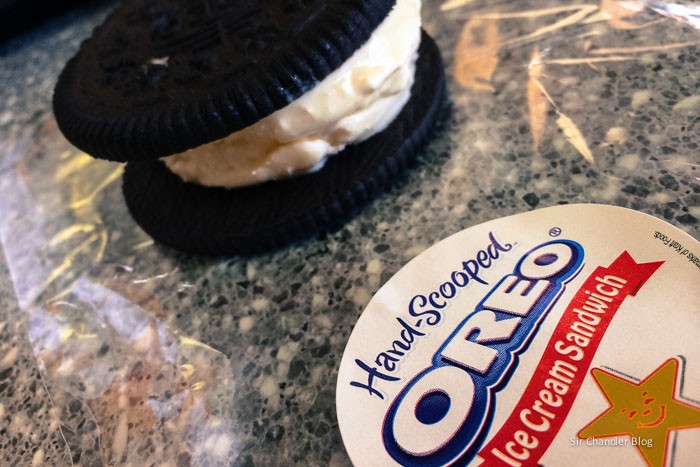 carls-jr-helado-oreo