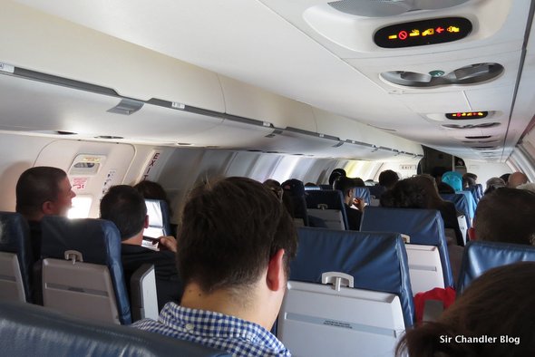 bombardier-crj200-cabina