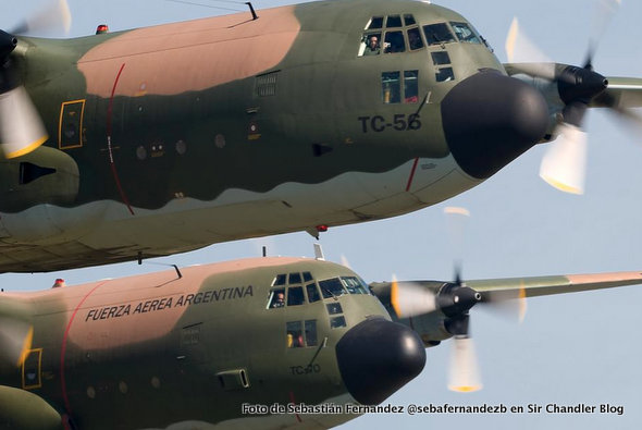 dos-hercules-argentina-vuela-2010