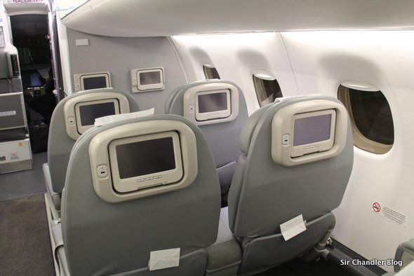club-economy-embraer-190-austral