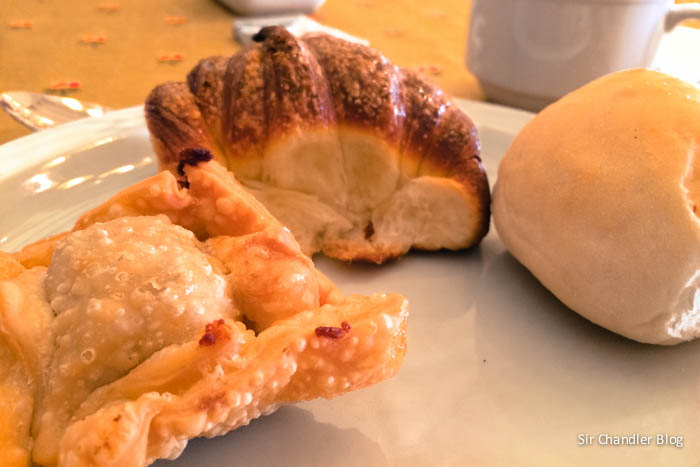 posada-los-alamos-pastelitos