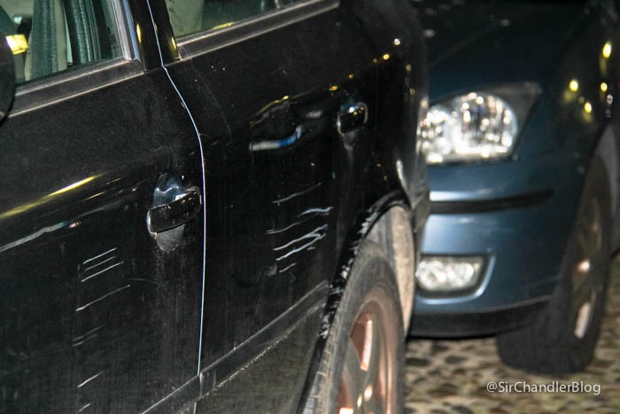 calles-espana-auto-rayado