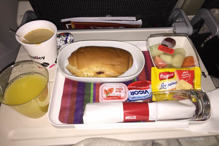 tam-desayuno
