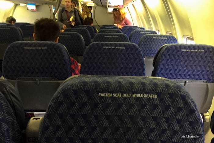 6-737-american-airlines-medio