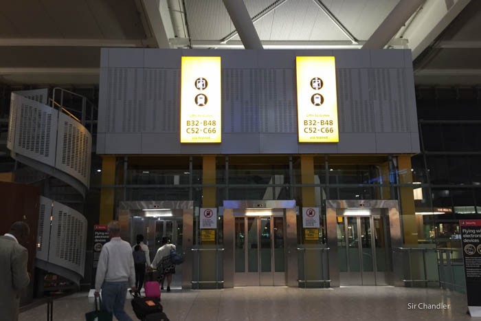 11-heathrow-puertas