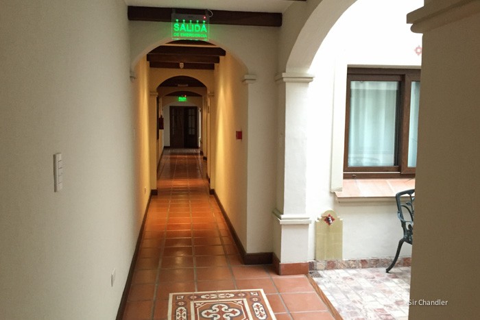 13-balcon-plaza-boutique
