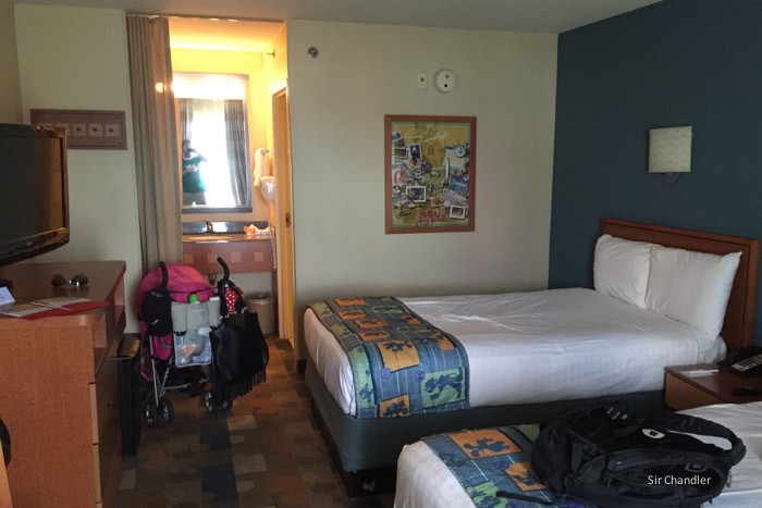 2-hotel-pop-disney-room