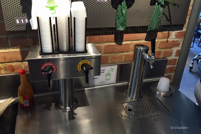 7-agua-shake-shack