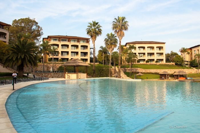 8-piscina