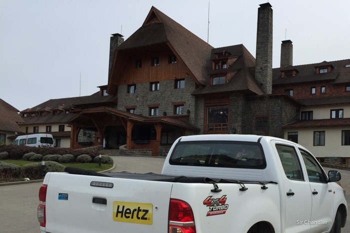 1-hertz-hilux-llao-llao