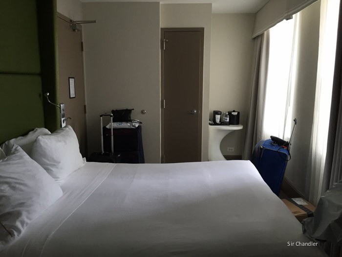 holiday-inn-Magnificent-Mile