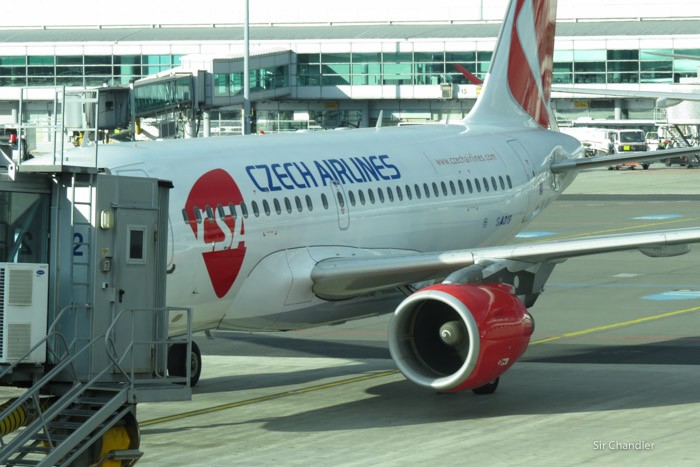 23-airbus-319-checo