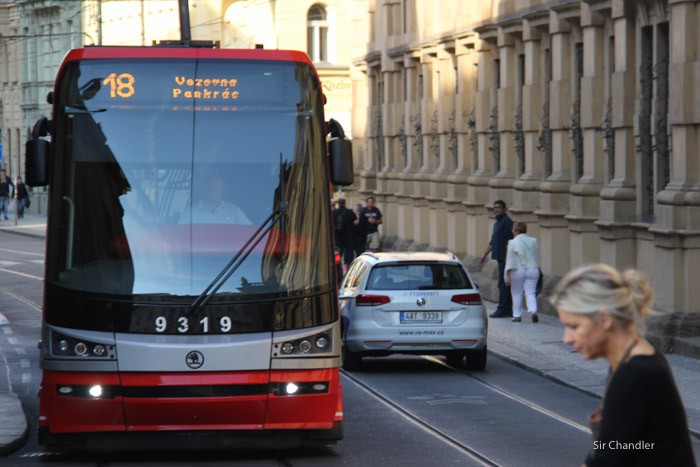 tranvia-praga-moderno